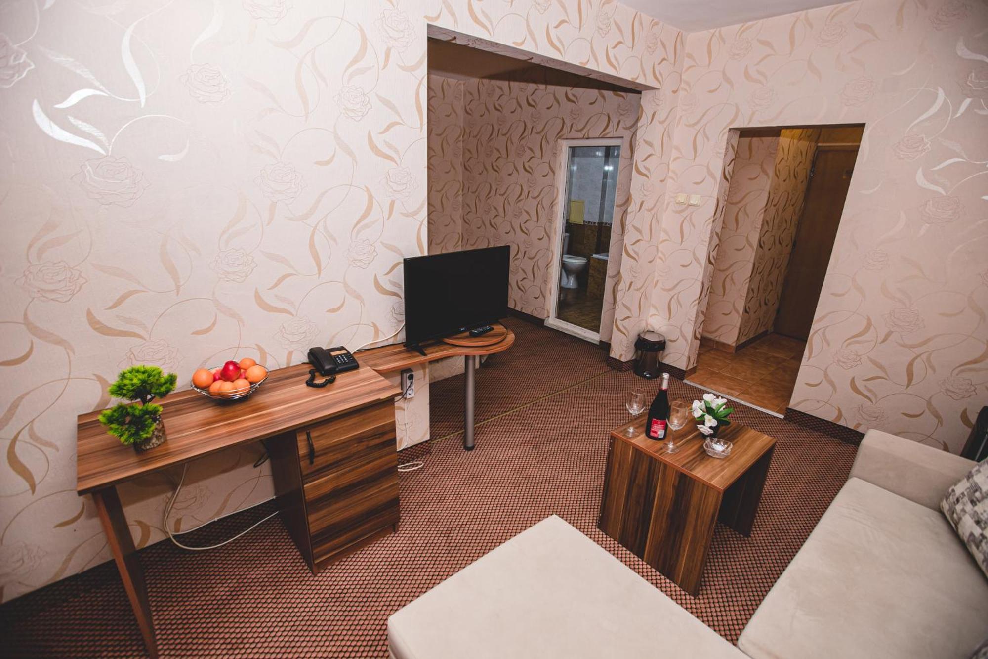 Rodopi Hotel Haskovo Buitenkant foto