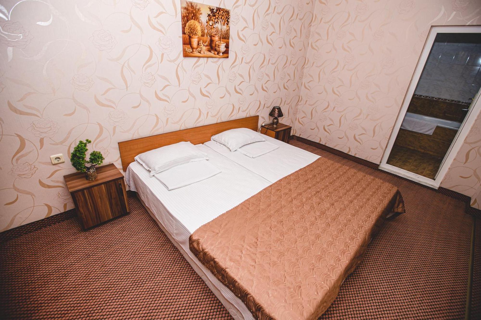 Rodopi Hotel Haskovo Buitenkant foto